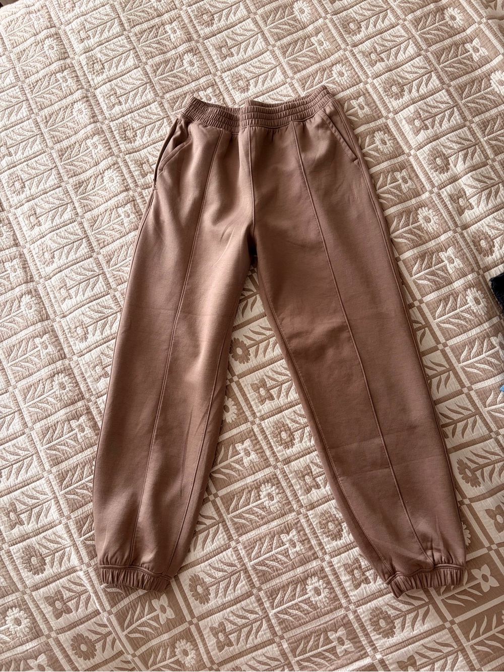 Women's Dark Tan Jogger Pants with Elastic Waist